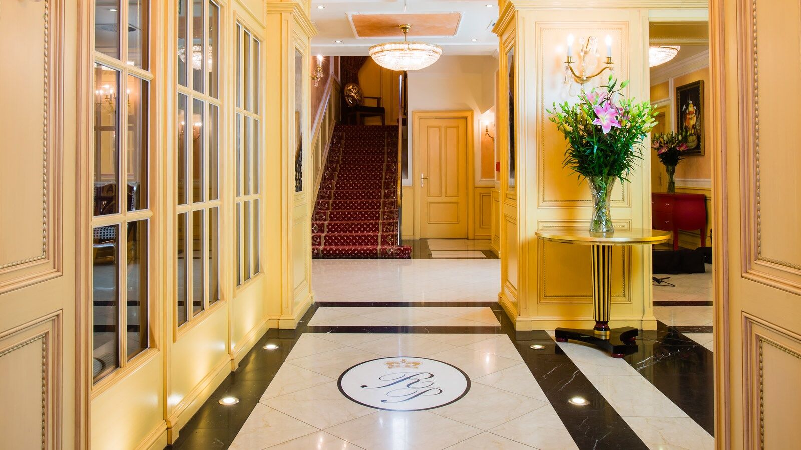 Luxury Family Hotel Royal Palace Praha Interior foto